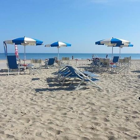 Appartamenti Rotonda Senigallia Exteriör bild